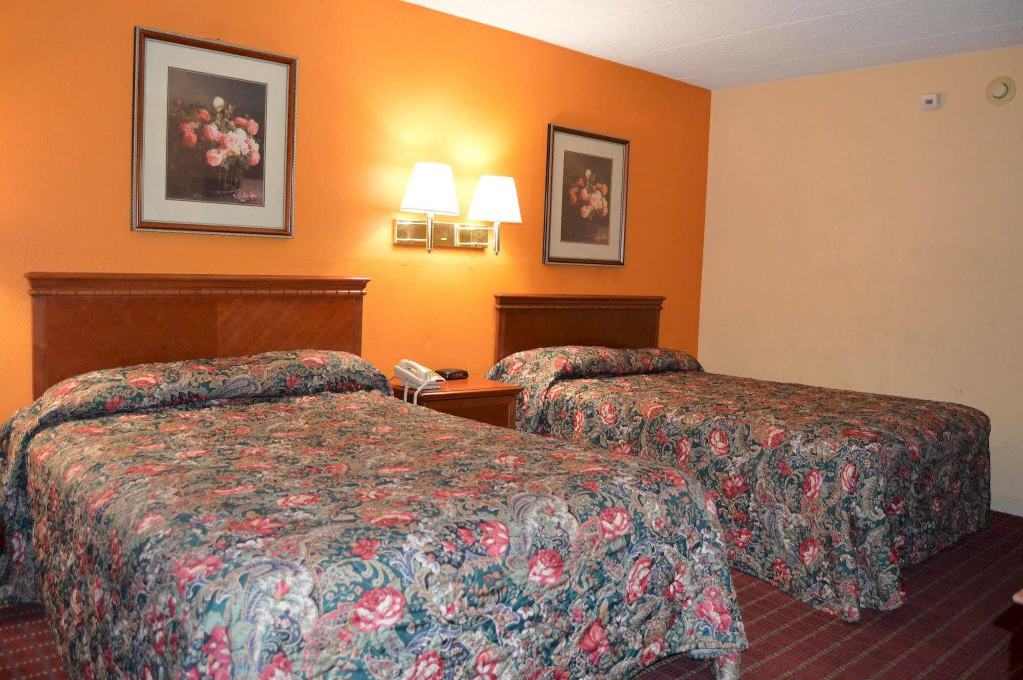 Travelers Inn South Brunswick Terrace Zewnętrze zdjęcie